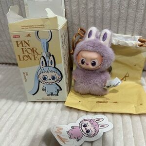 “M” Pin For Love Series (A-M)purple Labubu.PopMart.New. Box opened to verify.